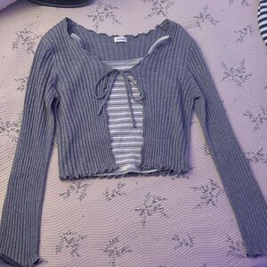 Gray Ribbed Knit Women's Top with cute undershirt (Set)